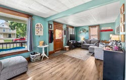 323 W MAPLE Avenue, BEAVER DAM, WI 53916