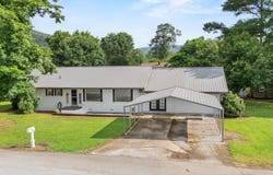 314 W 2nd Street, Jasper, TN 37347