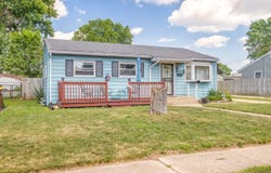 7407 Saturn, LOVES PARK, IL 61111