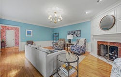4 W Huntington Place, Rogers, AR 72758