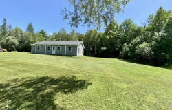 8 Bemis Road, Harmony, ME 04942