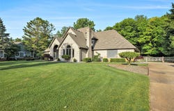 2032 Dean Drive, Washington, MI 48094