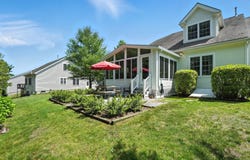 43 Champlain Cir, Plymouth, MA 02360