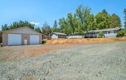 771 Rainbow Drive, Grants Pass, OR 97526