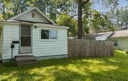720 Pennsylvania Avenue, Alma, MI 48801