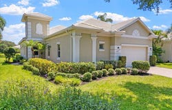1254 River Reach Drive, Vero Beach, FL 32967