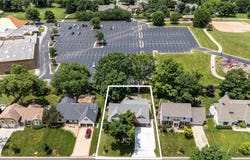 10136 Barton Street, Overland Park, KS 66214