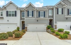 738 Woodstock Grove, Woodstock, GA 30188