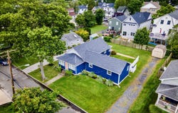12 Meadowbrook Avenue, Rumson, NJ 07760
