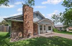 1002 Cresswell DR, Pflugerville, TX 78660
