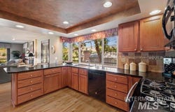 730 E Curling Dr, Boise, ID 83702-1907