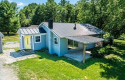 12 Hawks Way, White Creek, NY 12057