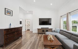 5254 Don Pio Drive, Woodland Hills, CA 91364
