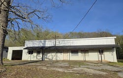1204 Nashville Hwy, Lancing, TN 37770