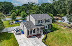 107 Spray Ave, Egg Harbor Township, NJ 08234