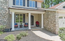 832 MEADOWVIEW ROAD, KENNETT SQUARE, PA 19348