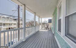 222 E BURK AVENUE, WILDWOOD, NJ 08260
