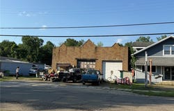 1003 Trenton Avenue, Uhrichsville, OH 44683