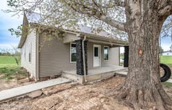 3963 Old Lexington Rd, Cave City, KY 42127