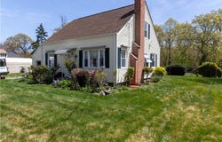 132 Bakers Creek Road, Warwick, RI 02886