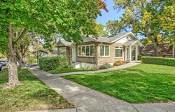 1049 Siskiyou Boulevard, Ashland, OR 97520