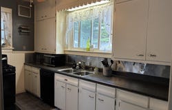 2241 SPRING Street, Quincy, IL 62301