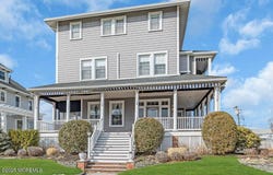 20 Woodland Avenue, Avon-by-the-sea, NJ 07717