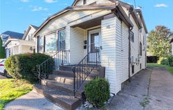 94 Manhart Street, Buffalo, NY 14215