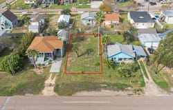 619 S Magnolia, ROCKPORT, TX 78382