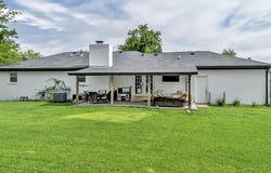 211 Wellsley Way, Paducah, KY 42003
