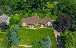 2525 Crofton Court, Bloomfield Hills, MI 48304