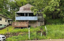 1013 Francis Blvd, New Kensington, PA 15068