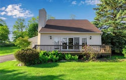 6610 Slayton Settlement Road, Lockport Town, NY 14094