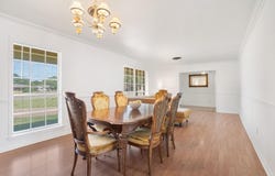 404 Joekel Ave S, Giddings, TX 78942
