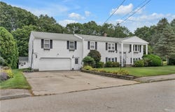 15 Driftwood Drive, Coventry, RI 02816