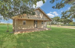 22904 N County Road 1840 Road, Mangum, OK 73554