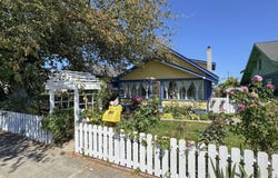 215 W 5th, Port Angeles, WA 98362