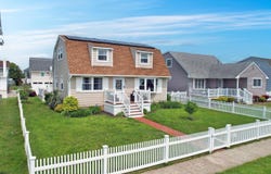 5224 Bay Ave, Ocean City, NJ 08226