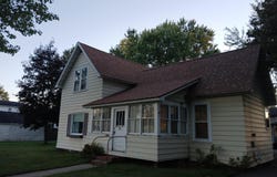 706 CHIPPEWA STREET, Merrill, WI 54452