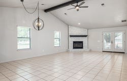 26 Fairway Ln, Meadowlakes, TX 78654