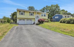 83 S Gate Drive, Poughkeepsie, NY 12601