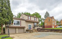 3416 Sterling Dr, Bethel Park, PA 15102