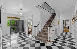 7 New Bern Square, Greensboro, NC 27408