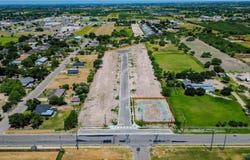 23 W Garfield Avenue, Alton, TX 78573