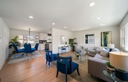 220 E Washington Street, Des Plaines, IL 60016
