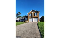 842 SHOALS, Atlanta, GA 30349