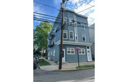 50 James St, Bloomfield Twp., NJ 07003-3662
