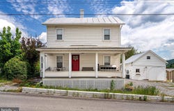 104 DOGWOOD Drive, FRANKLIN, WV 26807