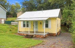 645 8th Street, Newport, TN 37821