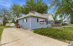 2504 S Summit Ave, Sioux Falls, SD 57105